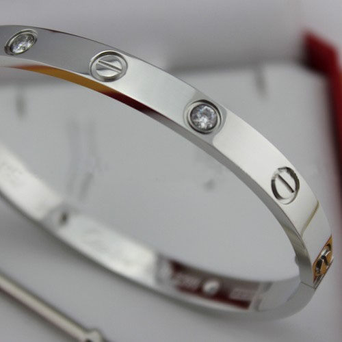Replica Cartier Love Bracelet White Gold with Diamonds and Screwdriver